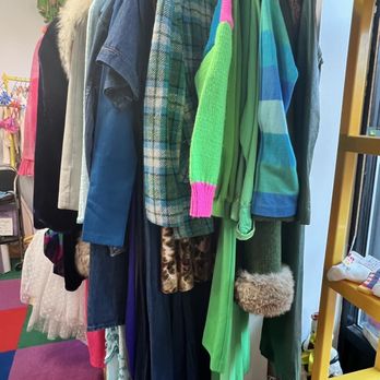 Lexie Butterfly Vintage - Used, Vintage & Consignment Near Me - Somerville, Massachusetts