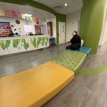 CHOC Children's - Children's Hospital of Orange County - Endocrinology waiting area - Hospitals Near Me - Orange, California