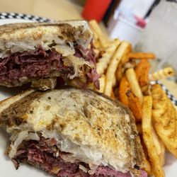 Hwy 66 Diner - Reuben Sandwich with Motley Fries