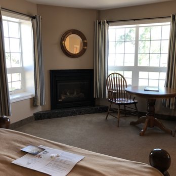 Seacliffe Inn - Hotels Near Me - Leamington, Ontario Seacliffe Inn - Hotels Near Me - Leamington, Ontario