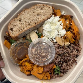 sweetgreen - Healthy Salads, Wraps, and Bowls - Salad Near Me - Baltimore, Maryland sweetgreen - Healthy Salads, Wraps, and Bowls - Salad Near Me - Baltimore, Maryland