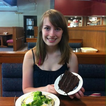 Rheta's Market - Fettuccini Alfredo with broccoli and chocolate cake! All under $5 :) - Food Court Near Me - Madison, Wisconsin Rheta's Market - Fettuccini Alfredo with broccoli and chocolate cake! All under $5 :) - Food Court Near Me - Madison, Wisconsin