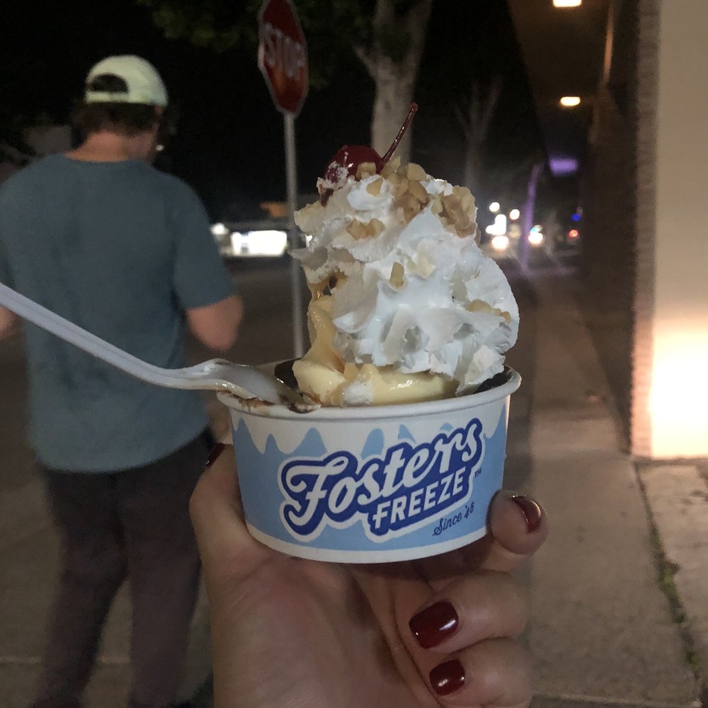 Fosters Freeze - Glendora - Fudge Sunday - Ice Cream & Frozen Yogurt Near Me - Glendora, California Fosters Freeze - Glendora - Fudge Sunday - Ice Cream & Frozen Yogurt Near Me - Glendora, California