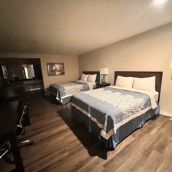 Days Inn by Wyndham Panguitch - My room
