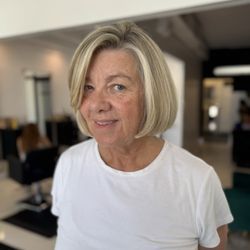 Mobile Hair 818 - Classic Beach highlights, salty hair