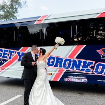 Rockstar Limo - www.rockstarlimo.net - Limos Near Me - Coventry, Rhode Island
