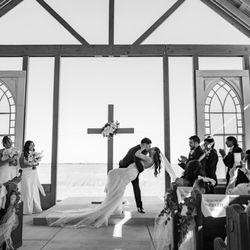 Walstonphoto - First Kiss Allen Farmhouse