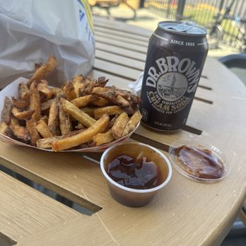 Rony's Rockin' Grill - American Near Me - Bergenfield, New Jersey Rony's Rockin' Grill - American Near Me - Bergenfield, New Jersey