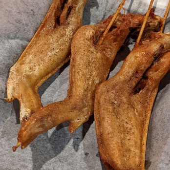 La Queen Tea House - Chicken wings, spicy and juicy inside, taste much better than they look - Barbeque Near Me - Brooklyn, New York