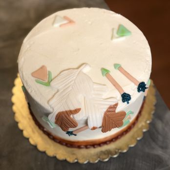 Grafika Cake Studio - Custom cake "Wild one" theme - Custom Cakes Near Me - Anchorage, Alaska