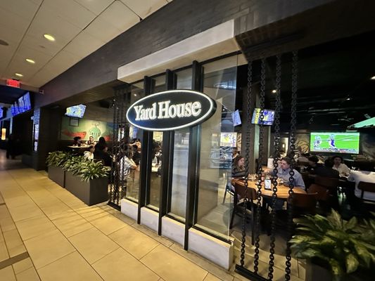 Yard House by null