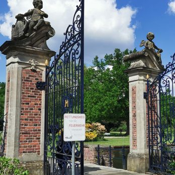 Schloss Lembeck - Eingang zum Park - Landmarks & Historical Buildings Near Me - Dorsten, NW