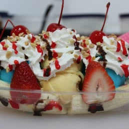 Classic Banana Split