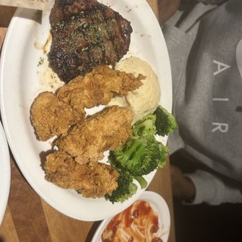 Cheddar's Scratch Kitchen - Top Sirloin Steak & Chicken Tenders - Comfort Food Near Me - Brandywine, Maryland