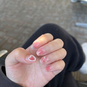 CoCo Nail Bar - Nail Salons Near Me - Centreville, Virginia