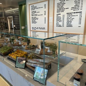 Google Visitor Experience Cafe - Food and menu bar - Cafes Near Me - Mountain View, California