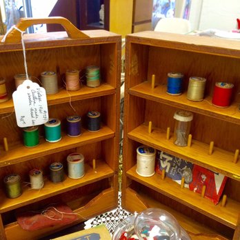 Green Lantern Antiques - Vintage thread case-2018 - Antiques Near Me - Reddick, Florida