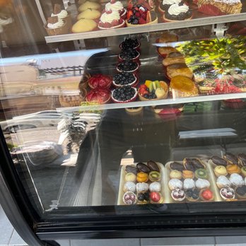 Paris Café - Patisserie/Cake Shop Near Me - Puerto Vallarta, JAL Paris Café - Patisserie/Cake Shop Near Me - Puerto Vallarta, JAL