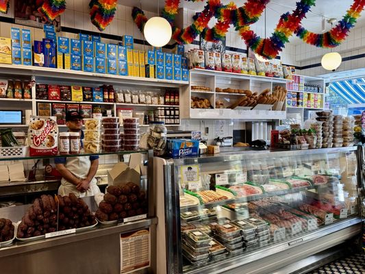 Faicco’s Italian Specialties by null