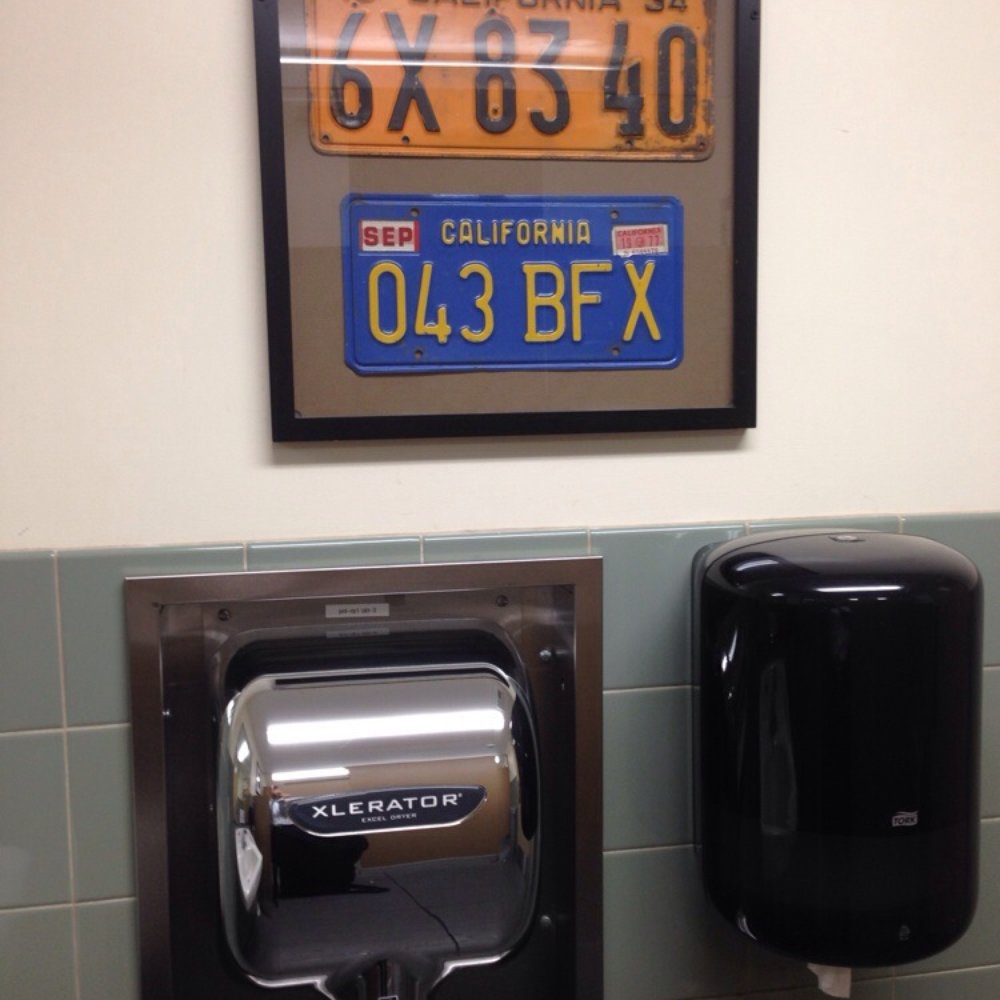 Trader Joe's - Cool Clean bathrooms - Grocery Near Me - Los Angeles, California Trader Joe's - Cool Clean bathrooms - Grocery Near Me - Los Angeles, California