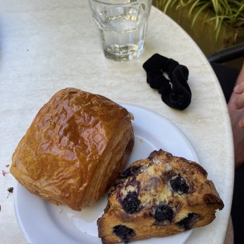 Thorough Bread & Pastry - Chocolate Croissant, Seasonal Scone - Sandwiches Near Me - San Francisco, California