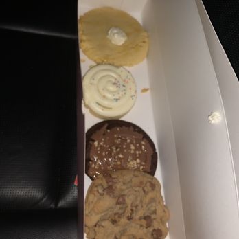 Crumbl - Roseville - Cornbread, birthday cake, Nutella and classic chocolate chipppp - Bakeries Near Me - Roseville, California Crumbl - Roseville - Cornbread, birthday cake, Nutella and classic chocolate chipppp - Bakeries Near Me - Roseville, California