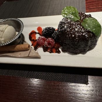 Dry Creek Grill - Chocolate Lava Cake - American Near Me - San Jose, California