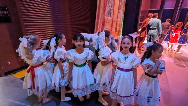 4S Dance Academy by null