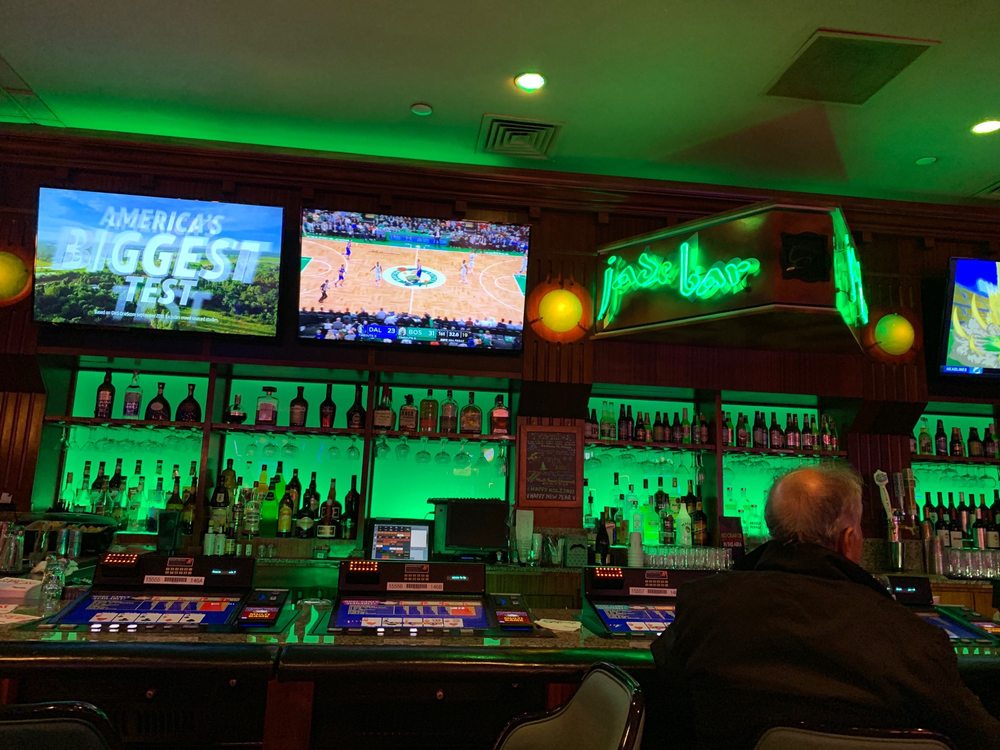 Jade Bar Logo