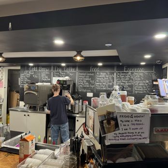 Ali'i Coffee Waikiki - Cafe - Sandwiches Near Me - Honolulu, Hawaii Ali'i Coffee Waikiki - Cafe - Sandwiches Near Me - Honolulu, Hawaii