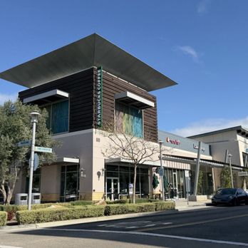 The Collection - Shopping Centers Near Me - Oxnard, California