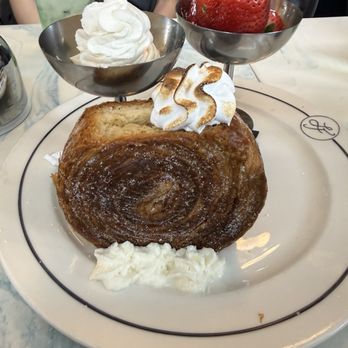 Little Frenchie - Hot chocolate in a croissant with strawberries and cream - French Near Me - Coronado, California Little Frenchie - Hot chocolate in a croissant with strawberries and cream - French Near Me - Coronado, California