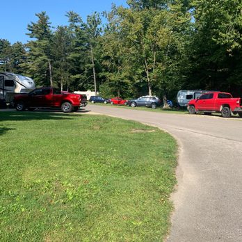 Findley State Park - Beautiful day at the campground - Campgrounds Near Me - Wellington, Ohio Findley State Park - Beautiful day at the campground - Campgrounds Near Me - Wellington, Ohio