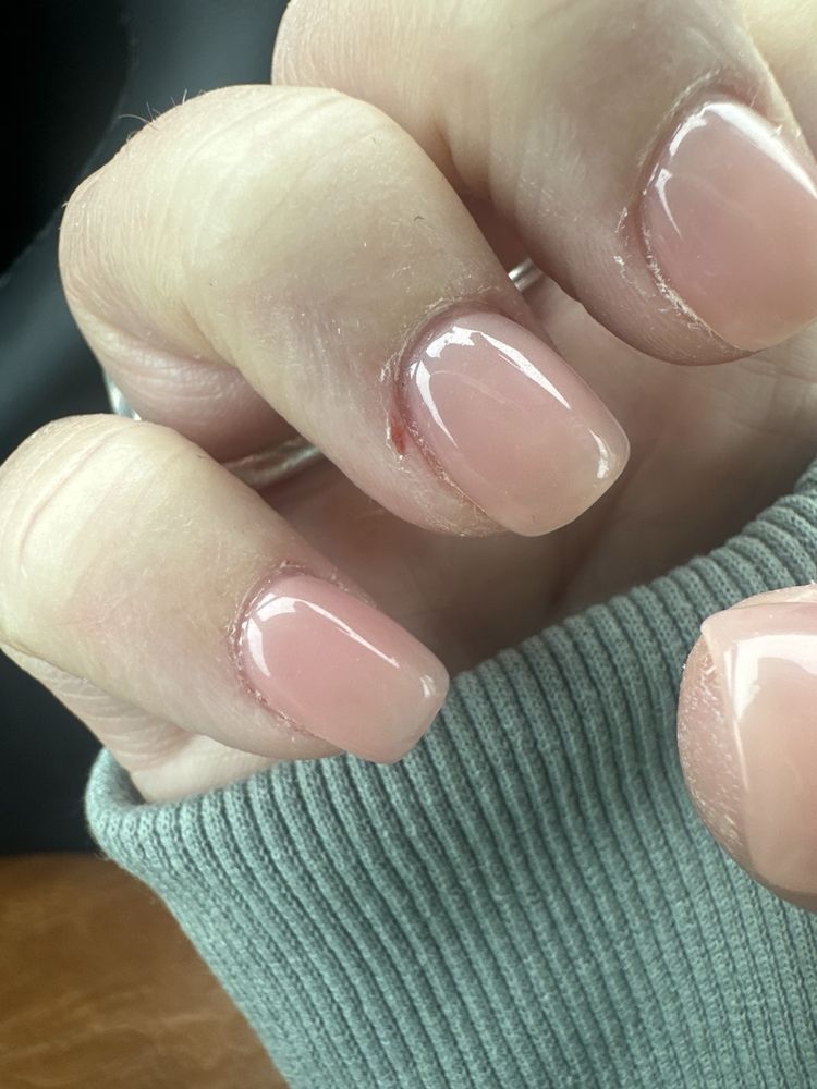 Silver Lake Nails Logo
