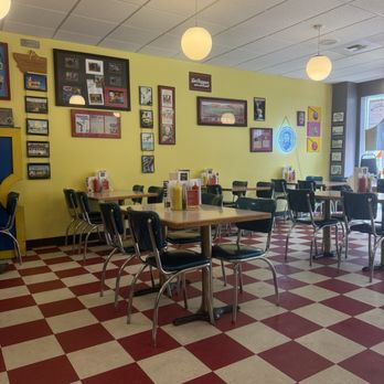 The Burger Dive - Interior - Burgers Near Me - Billings, Montana The Burger Dive - Interior - Burgers Near Me - Billings, Montana