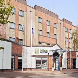 Holiday Inn Express Belfast City - Queen's Quarter