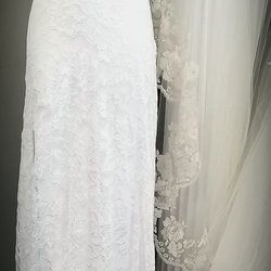Savvy Bridal & Formal Exchange - Bridal Gown