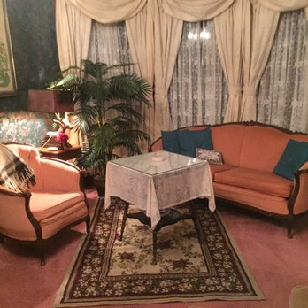 The Dempsey Manor - The Dempsey Grand Suite - Bed & Breakfast Near Me - Manistee, Michigan