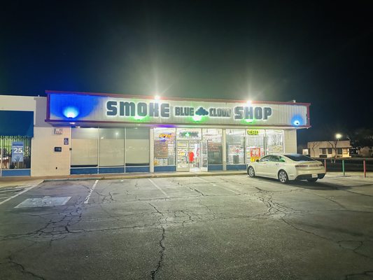 Sal's Tobacco, 2563 N 11th Ave, Hanford, CA 93230, US