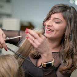 Friseure Heiko Helfrich Haare sind Charakter