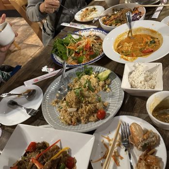 Cafe de Bangkok - Gilbert - Thai Near Me - Gilbert, Arizona Cafe de Bangkok - Gilbert - Thai Near Me - Gilbert, Arizona