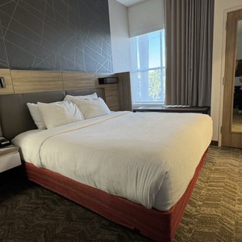 SpringHill Suites by Marriott Fort Lauderdale Miramar - Love our king bed! - Hotels Near Me - Miramar, Florida SpringHill Suites by Marriott Fort Lauderdale Miramar - Love our king bed! - Hotels Near Me - Miramar, Florida
