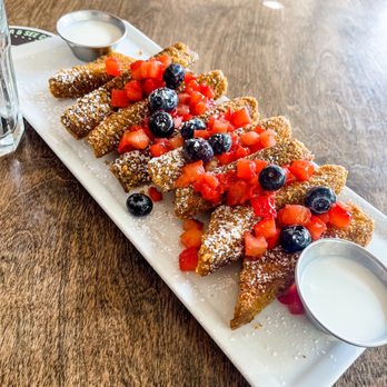 Blu Jam Cafe - Crunchy French Toast - Breakfast & Brunch Near Me - Sherman Oaks, California