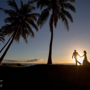 Tropical Maui Weddings - Stunning capture by Kaua! I heart sunsets. - Wedding Planning Near Me - Makawao, Hawaii Tropical Maui Weddings - Stunning capture by Kaua! I heart sunsets. - Wedding Planning Near Me - Makawao, Hawaii