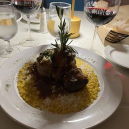 Veal Osso Bucco with saffron rice Veal Osso Bucco with saffron rice