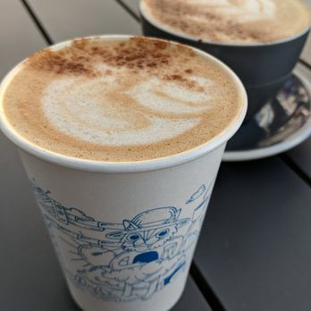 Cat & Cloud - Mocha latté with oat milk - Coffee & Tea Near Me - Santa Cruz, California Cat & Cloud - Mocha latté with oat milk - Coffee & Tea Near Me - Santa Cruz, California