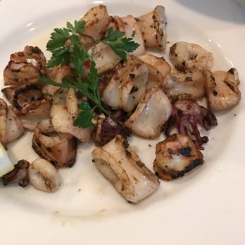 Shaw's Crab House - Grilled calamari - Seafood Near Me - Chicago, Illinois Shaw's Crab House - Grilled calamari - Seafood Near Me - Chicago, Illinois