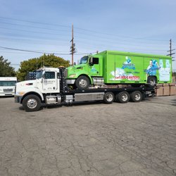 Charlie's Towing