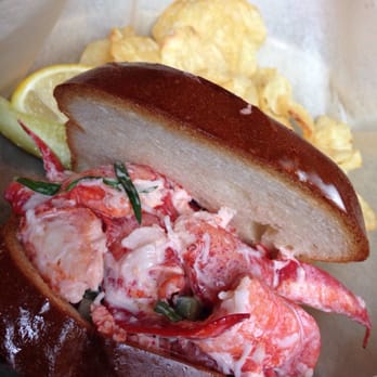 Smack Shack - Lobster roll with chips - Seafood Near Me - Minneapolis, Minnesota Smack Shack - Lobster roll with chips - Seafood Near Me - Minneapolis, Minnesota