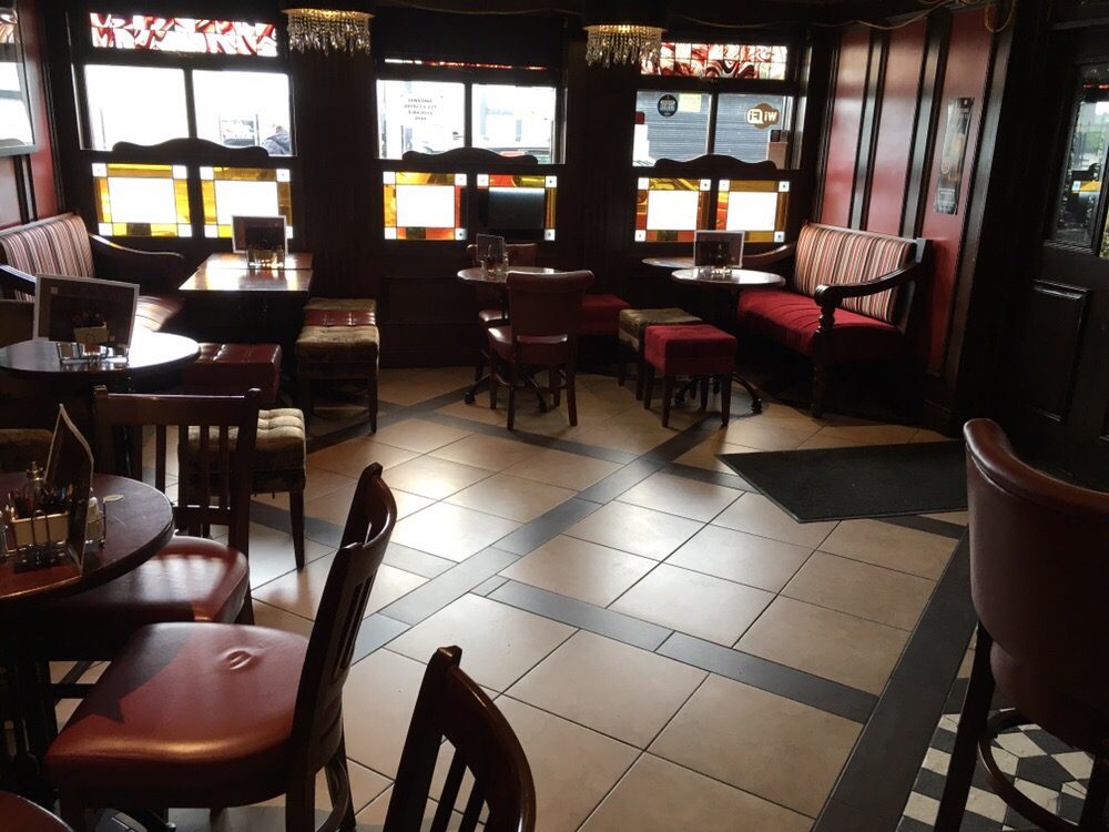 THE QUAYS Updated June 2024 14 Photos 6163 Eglinton Street